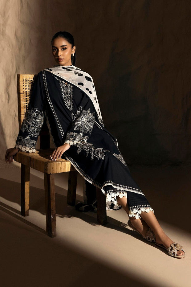 3PC Embroidered KD0011