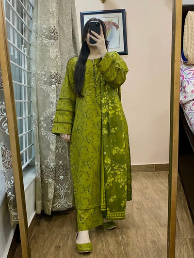 3PC-PRINTED & EMBROIDERY LAWN SHIRT WITH VOILE PRINTED DUPATTA
 KD002
